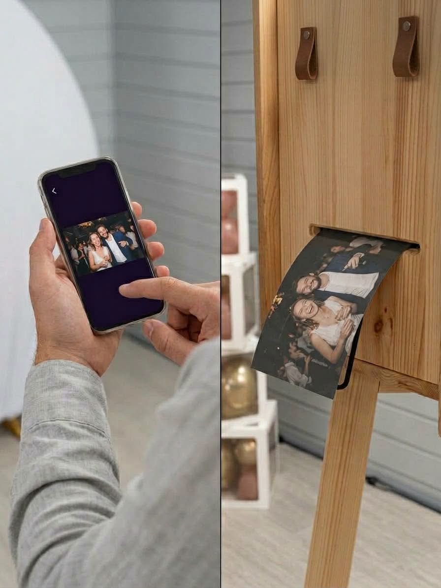 Une photo du téléphone choisie à gauche, imprimée par le photobooth à droite